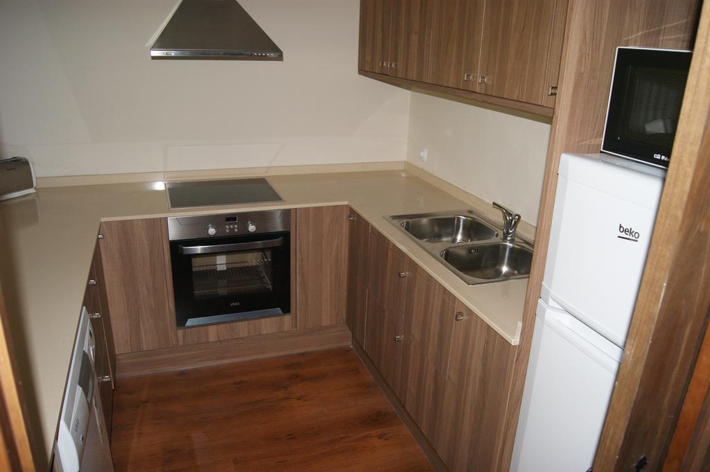 Apartaments Els Esquiadors Llorts ภายนอก รูปภาพ